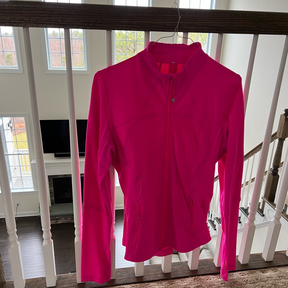Lululemon Define jacket size 10 - bright pink!